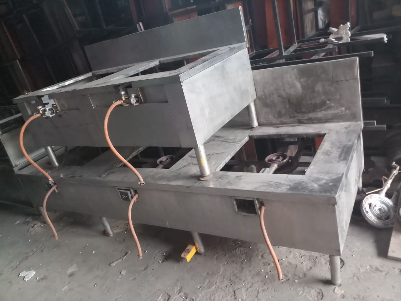 Đâu Là Nơi Thanh Lý Bếp Công Nghiệp Nhanh Gọn, Tin Cậy?